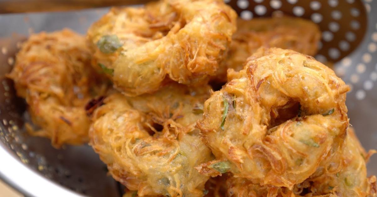 Ullivada - Onion vada Recipe