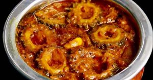 Tasty Pavakka Gravy Recipe