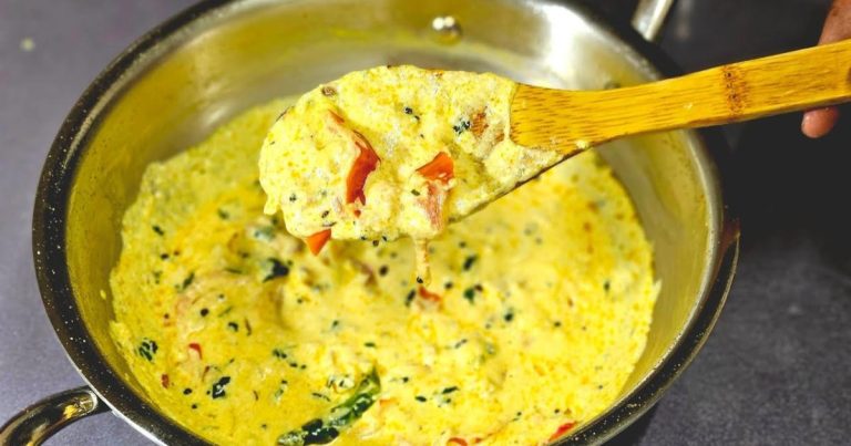 Tomato Chilly Curd curry Recipe