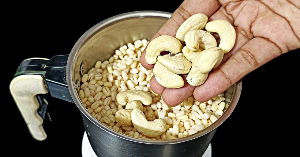 Uzhunnu and cashew Snack Recipe
