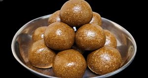 Oats Laddu Snacks Recipe
